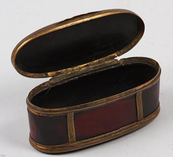 DOSA, lack, mässing, 1700/1800-tal.