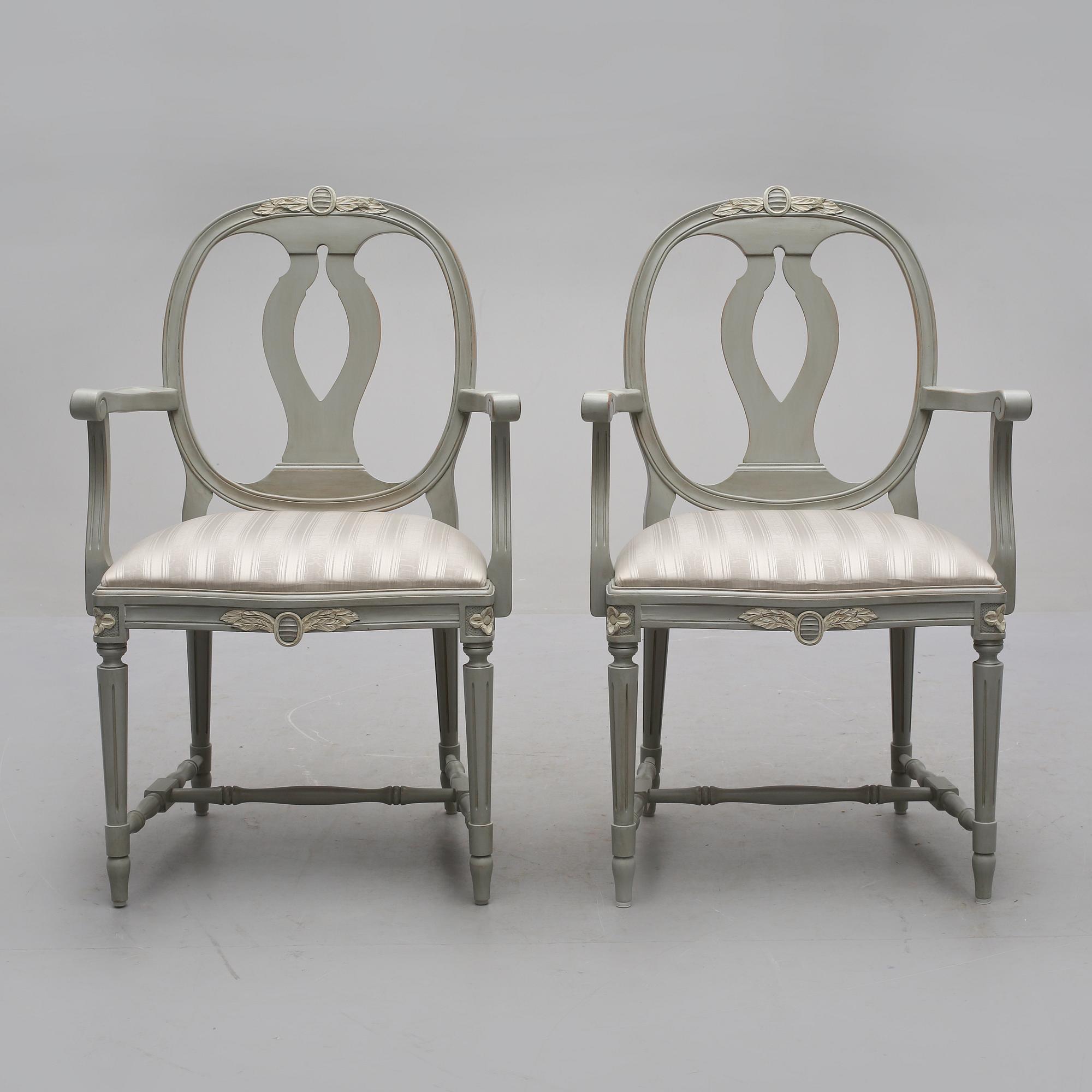 KARMSTOLAR, ett par, gustaviansk stil,
