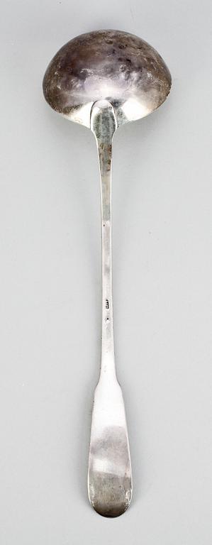 SOPPSLEV, silver, otydliga stämplar, 1900-talets början. Vikt ca 180 g.