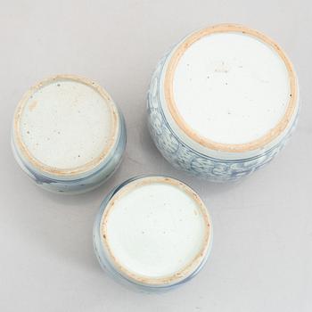 Three blue and white ginger jars, China, Qing dynasty, 19th century.