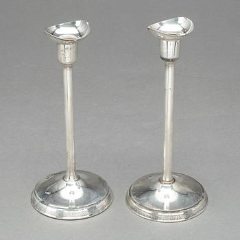 LJUSSTAKAR, ett par, silver, Ainar Axelsson, GAB, 1966.