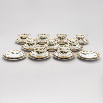 A ca 23-piece Dragon decorated coffee set, Arabia Finland 1920s-30s.