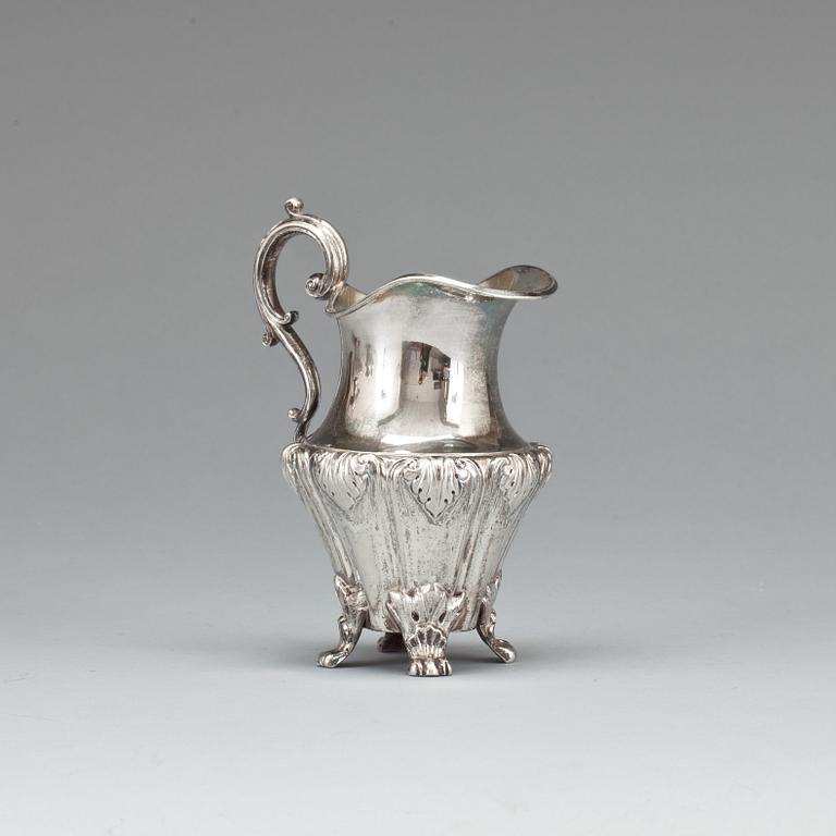 KAFFESERVIS, 3 delar, silver, Bernt Erlandsson, Kristianstad, 1892. Total vikt 1880 g.