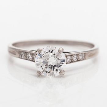 Tiffany & Co, a palladium ring with brilliant-cut diamonds.