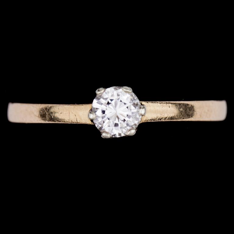 RING, 18K guld med briljant slipad diamant ca 0,23 ct. Vikt ca 1,9g.