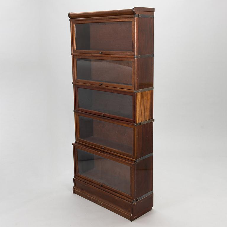 An early 20th century Billnäs book shelf / book cabinet.