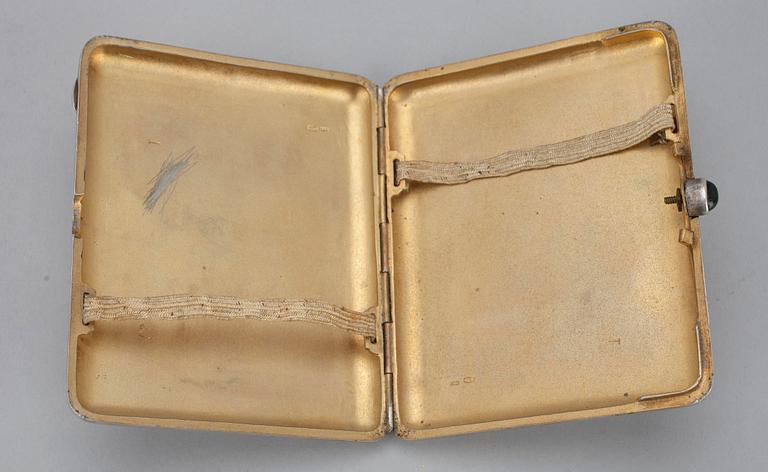 CIGARETTETUI, silver, Sovjetunionen 1900-talets mitt. 158g.