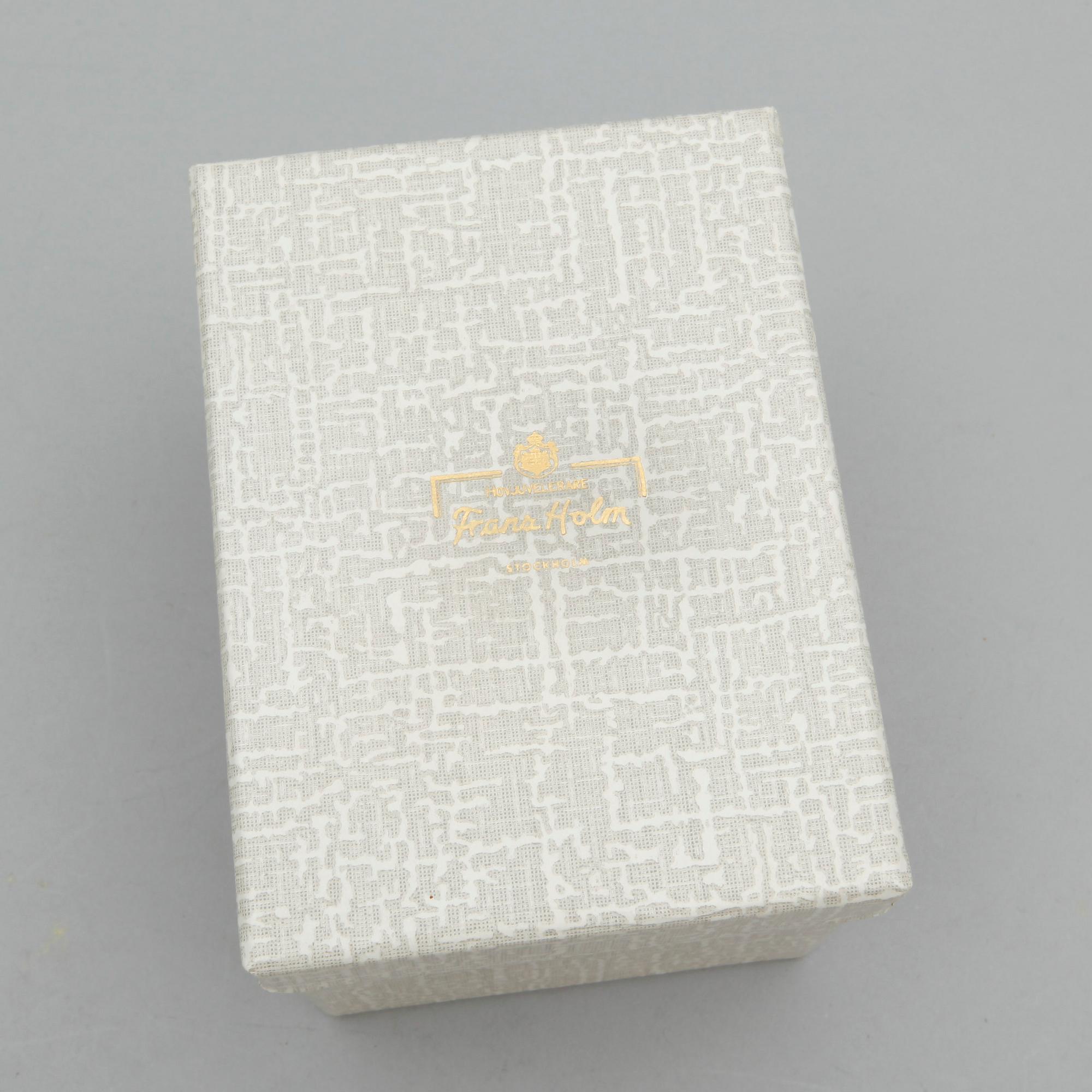 PARTI FORNFÖREMÅL, 13 delar, lergods, fajans, brons, mest Egypten och sentid, ca 664-331 f Kr.