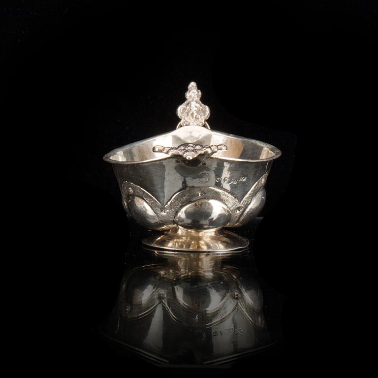 KÅSA, silver, Pehr Wilhelm Hanngren, Falun,1804. Vikt ca 60g.