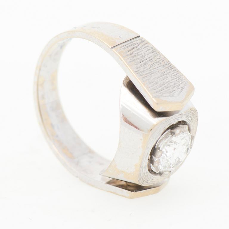 RING, briljantslipad diamant, 18K vitguld, 1978.