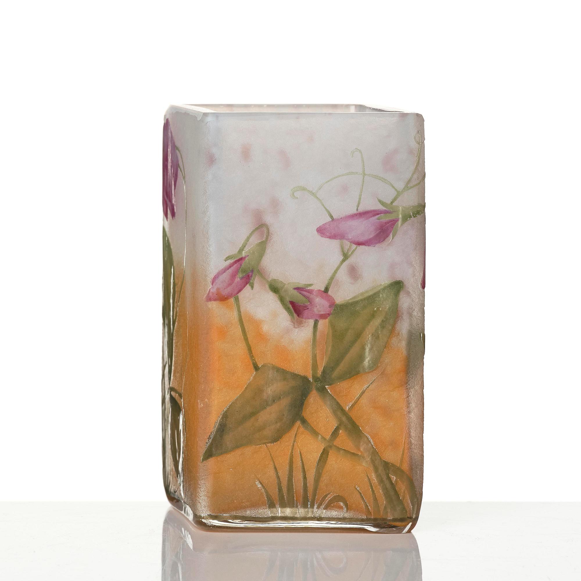Daum Frères, a set of two Art Nouveau cameo glass vases, Nancy, France.