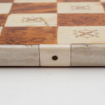 A birch and reindeer horn chessgame by Thore Sunna, before 1966, signed.