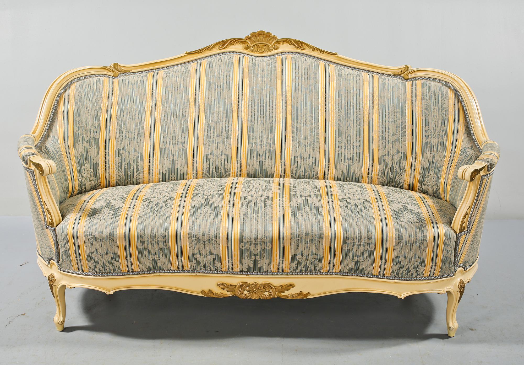 SOFFA, rokokostil, omkring 1900-talets mitt.