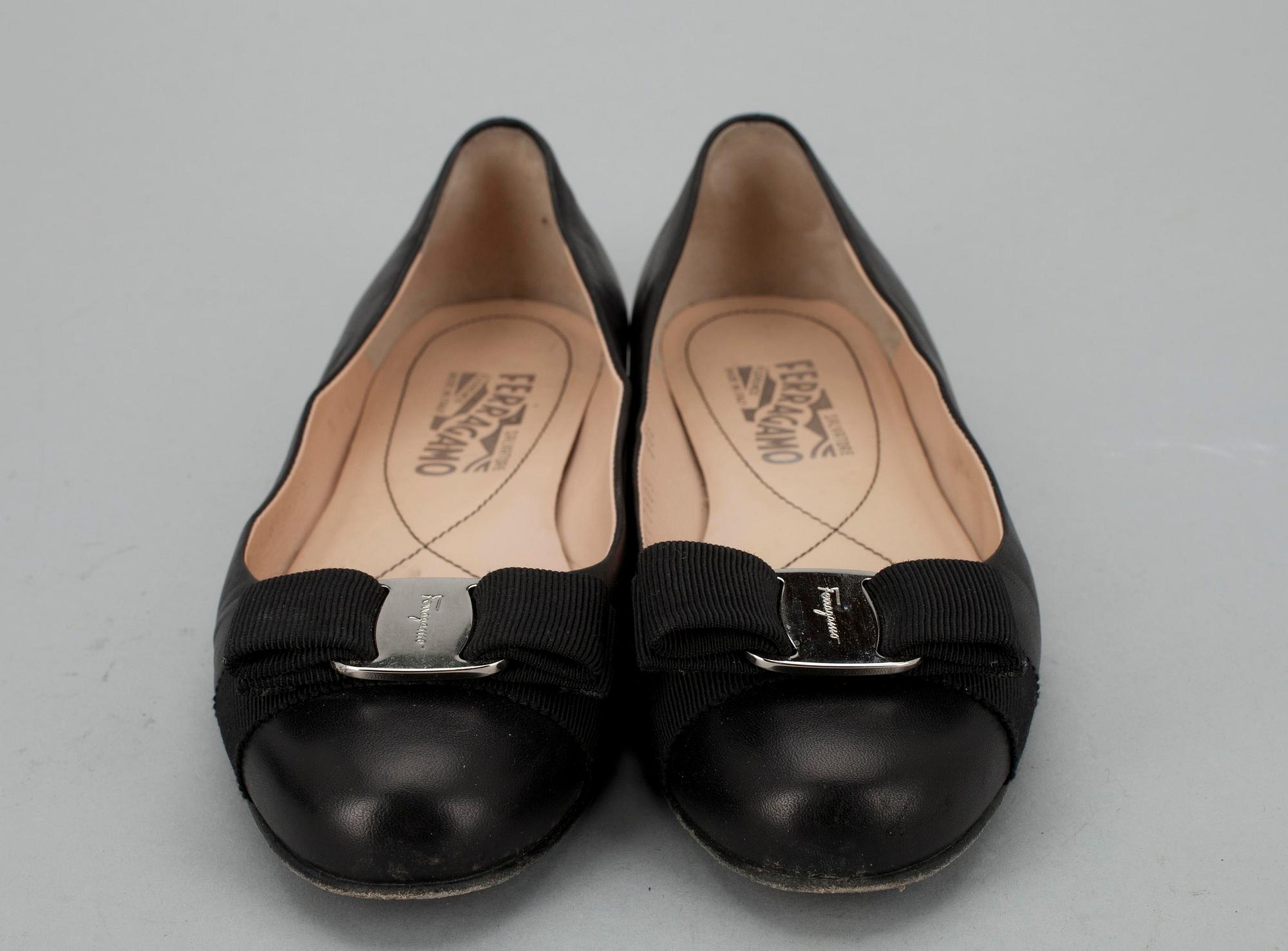 BALLERINAS, Salvatore Ferragamo.