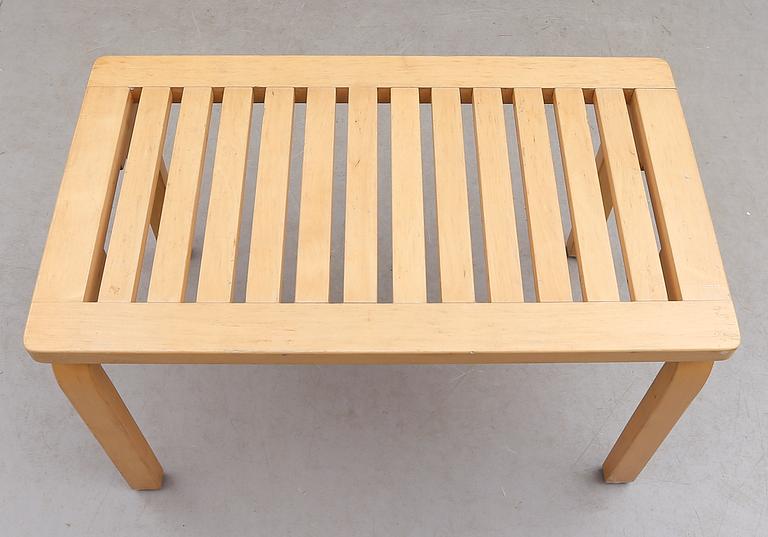 BÄNK, modell 153B, Alvar Aalto, Artek, 1900-talets andra hälft.