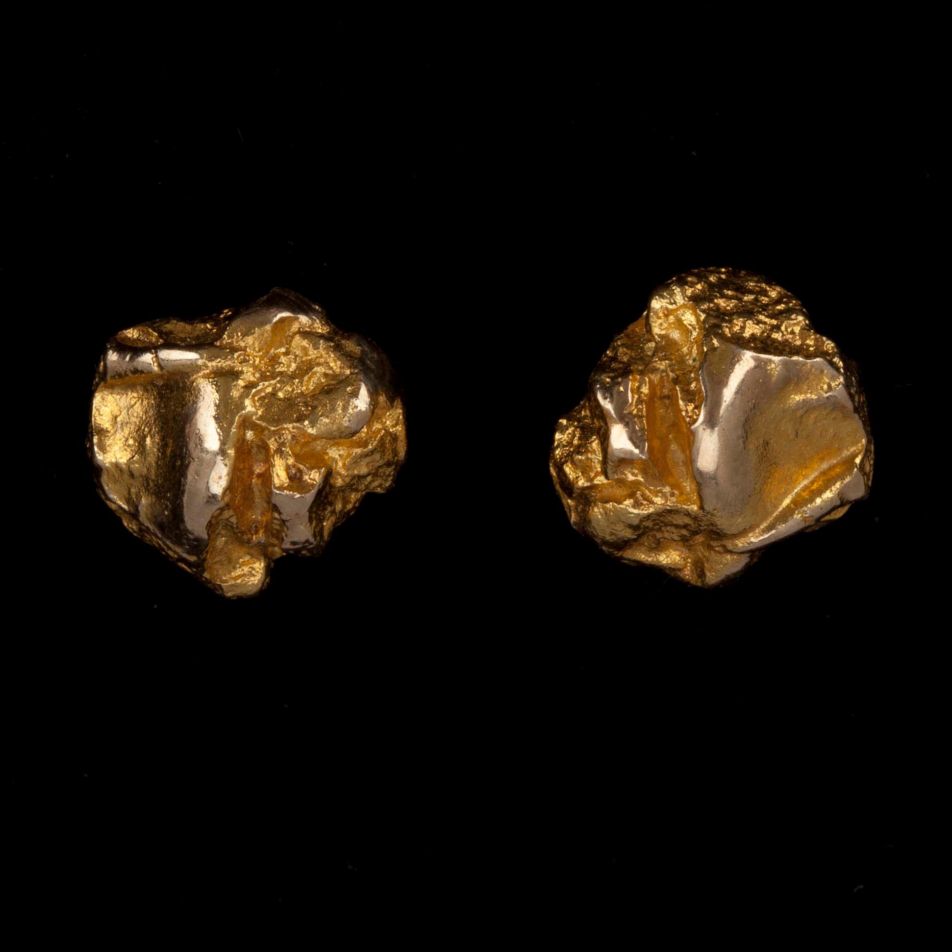 ÖRHÄNGEN, guld 14 K, design Björn Weckström, Kruunukoru, Helsingfors 1966. Vikt 3,8 gram.