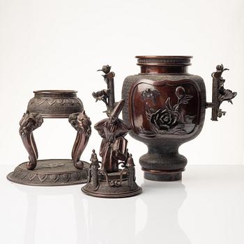 Rökelsekar, brons, Japan, Meiji (1868-1912).