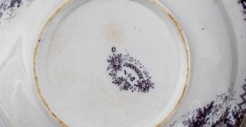 MATSERVIS, 159 delar, fajans, Villeroy & Boch, 1800-talets andra hälft.