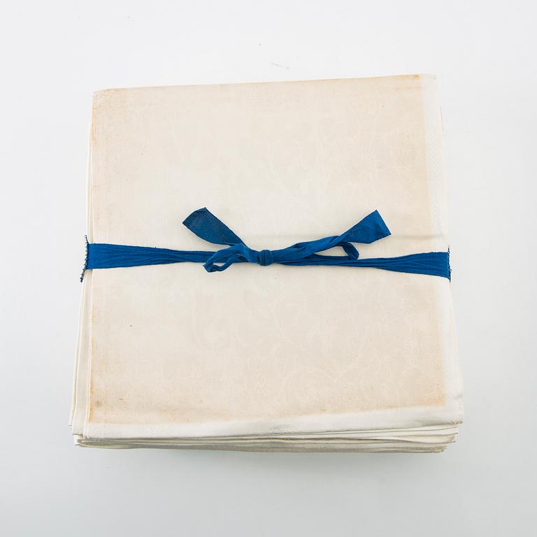 Napkins 18 pcs damask early 20th century.