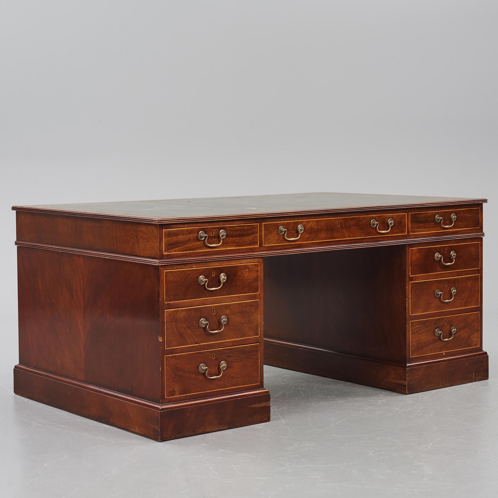 Desk, 19th/20th century.