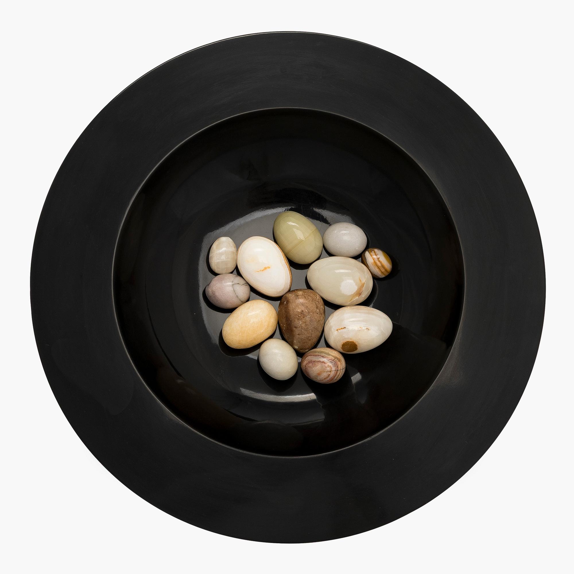 Bowl with a decorative stone eggs, late 20th century.