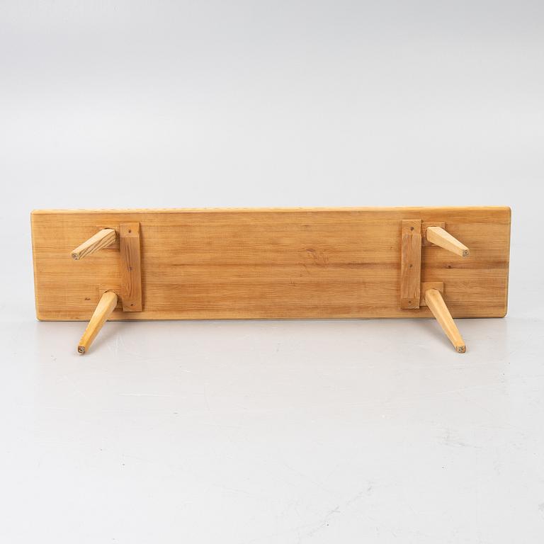 A pine bench, pine, 1970s/80s.
