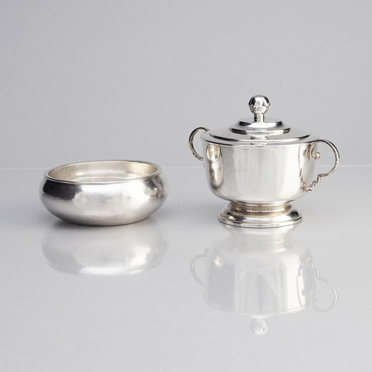 A Swedish silver bowl and a lided bowl, including mark of Atelier Borgila, Stockholm 1965.