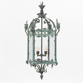 A 20th century ceiling lantern.