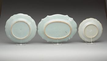 Two armorial dinner plates and four serving dishes, Qing dynasty, Qianlong (1736-95).