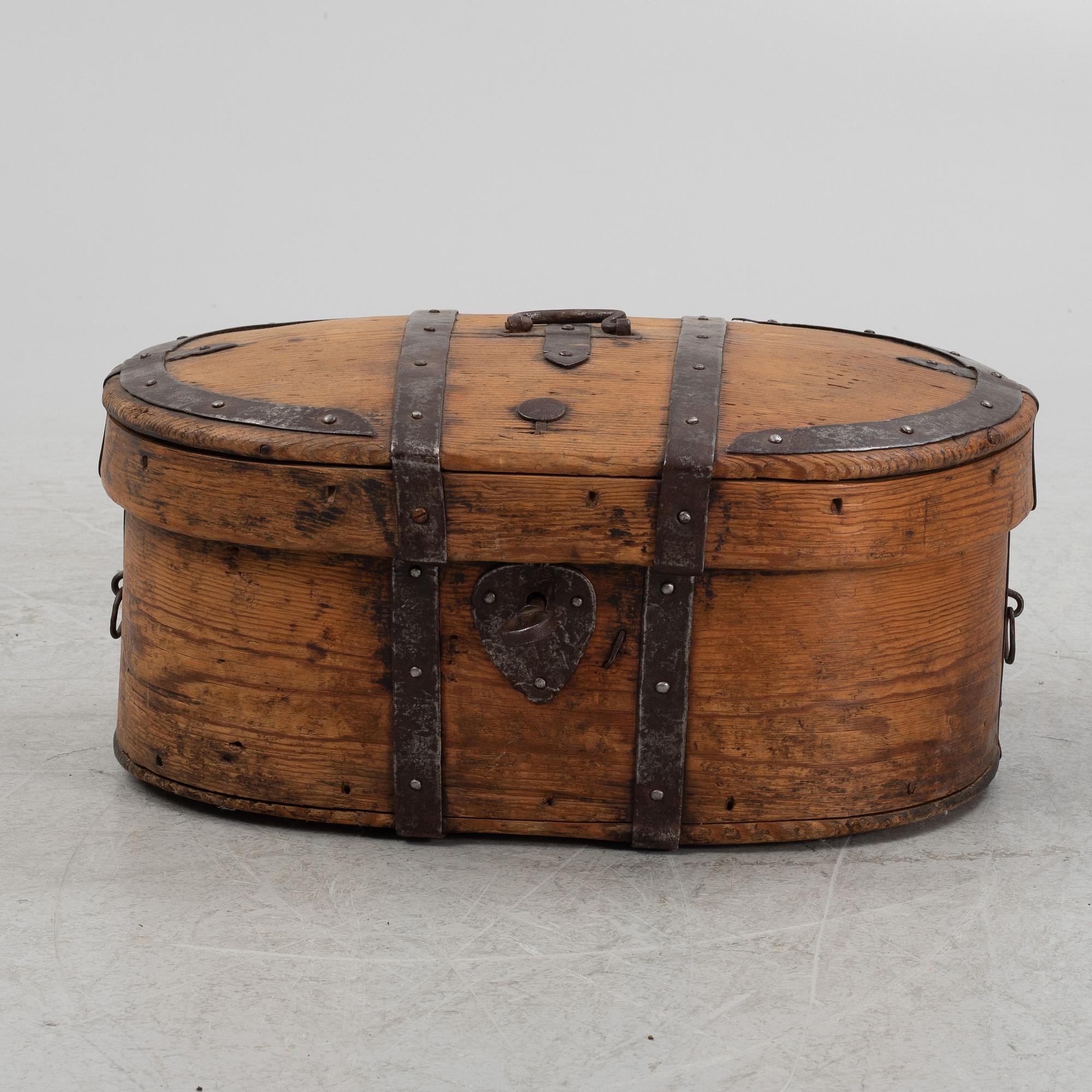 Two pine boxes, 19th Century.