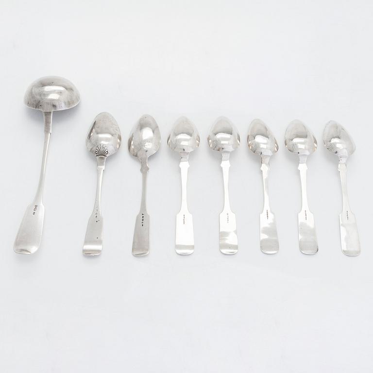 Soppslev och matskedar, 7 st, silver, 1855-89, Moskva, Karleby, Helsingfors och Tammerfors.