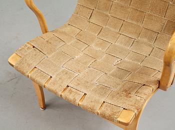 KARMSTOLAR, ett par, "Eva", Bruno Mathsson för firma Karl Mathsson, Värnamo, 1900-talets andra hälft.