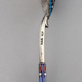 A Russian early 20th century silver and enamel spoon, mark of probably Matryena Andreyevna, Moscow 1899-1908.