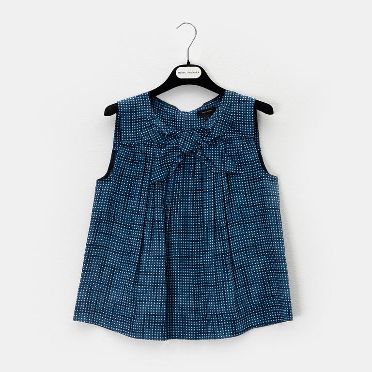 Marc Jacobs, a silk top, size 0.