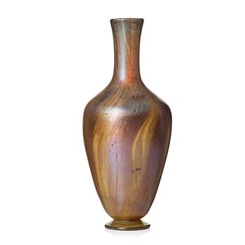 52. Louis Comfort Tiffany, an Art Nouveau "Favrile" glass vase, USA.