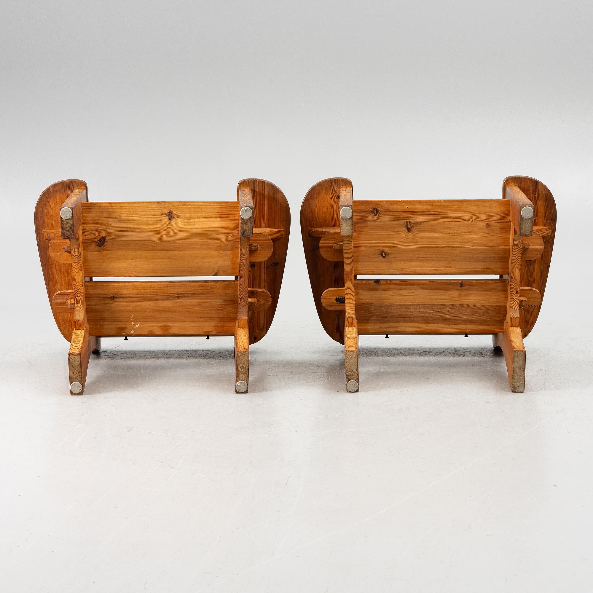 David Rosén, a pair of 'Berga' armchairs, Nordiska Kompaniet, 1940s.