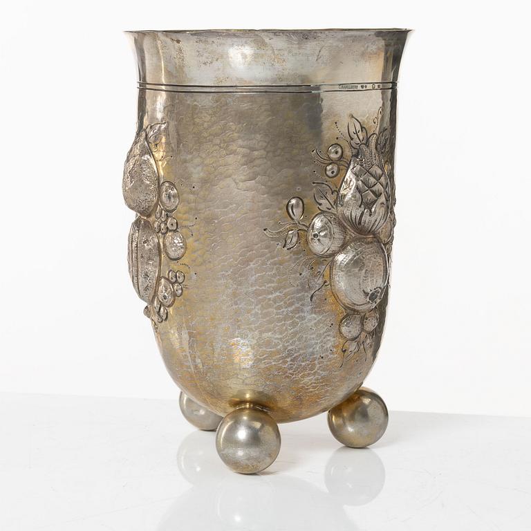 Bägare, silver, barockstil, CG Hallberg, Stockholm 1906.