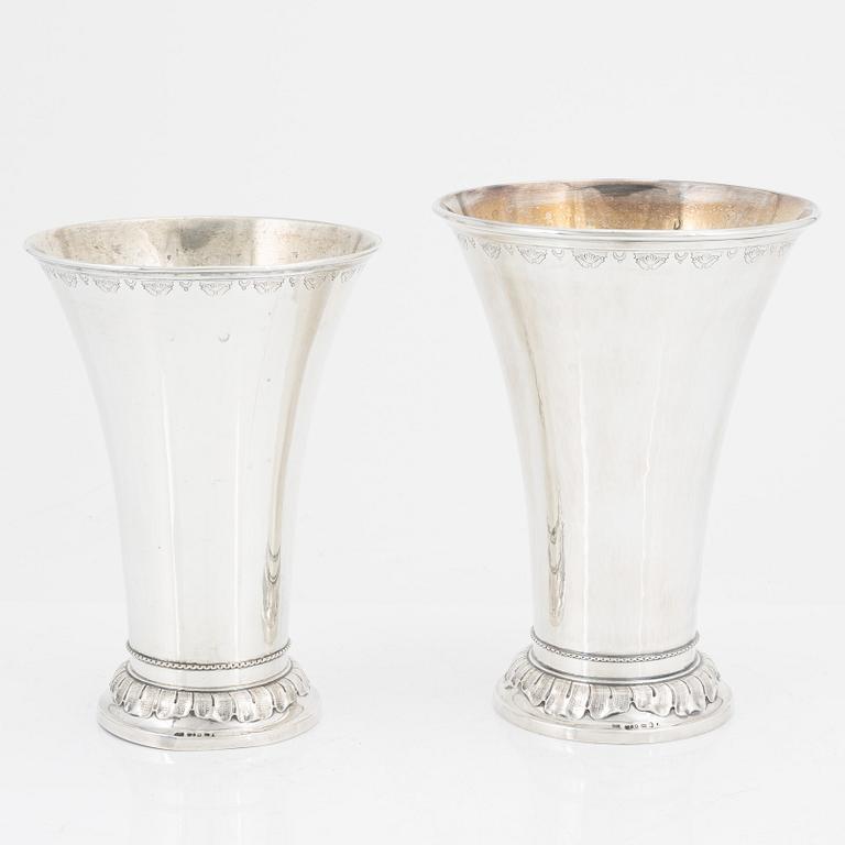 Bägare 2 st, silver, GAB, Stockholm, 1921 och 1944.