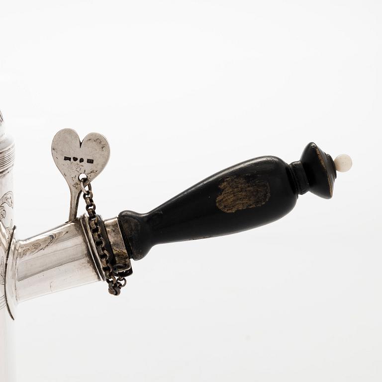 A Gustavian silver coffee pot, maker's mark of J. Henrik Frodell, Stockholm 1797.