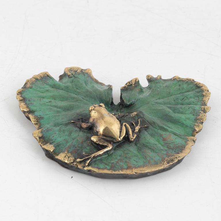 Torbjörn Forsberg, 'Lövgroda på blad'.