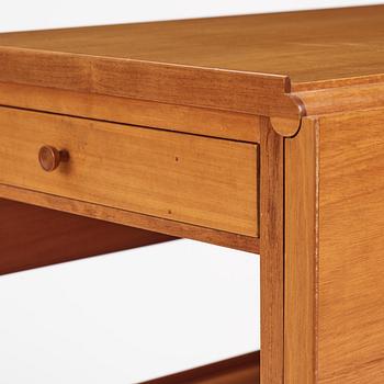 Josef Frank, a drop-leaf table model "756", Firma Svenskt Tenn, mid-20th century.