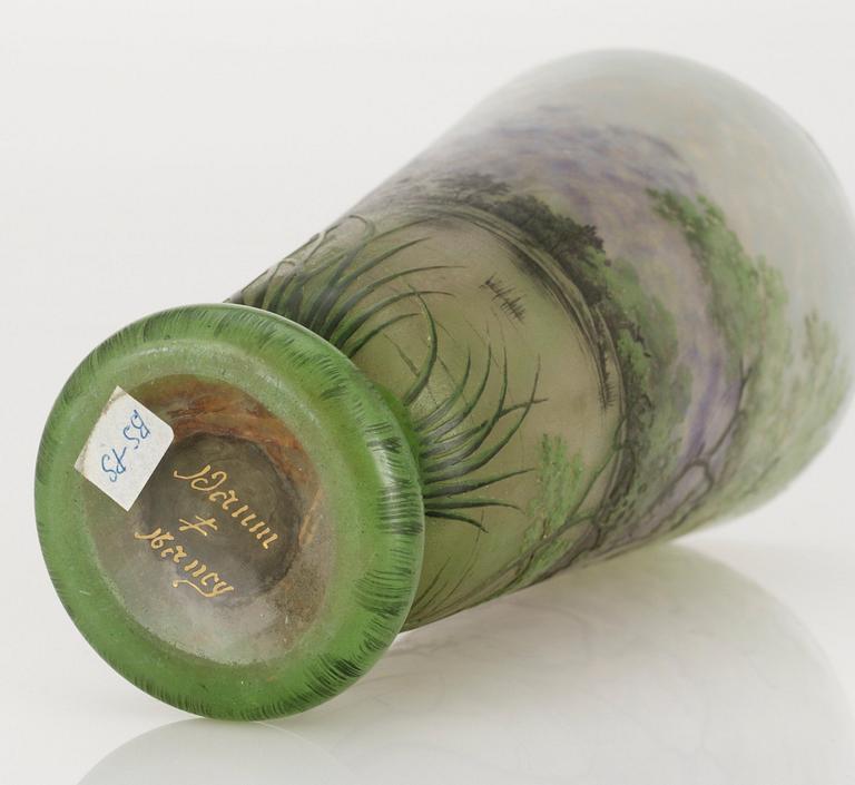 An art nouveau Daum glass vase, Nancy, France.