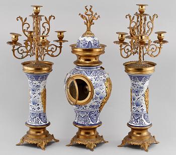 BORDSGARNITYR, 3 delar, Frankrike, Louis XVI-stil, 1900-talets första hälft.