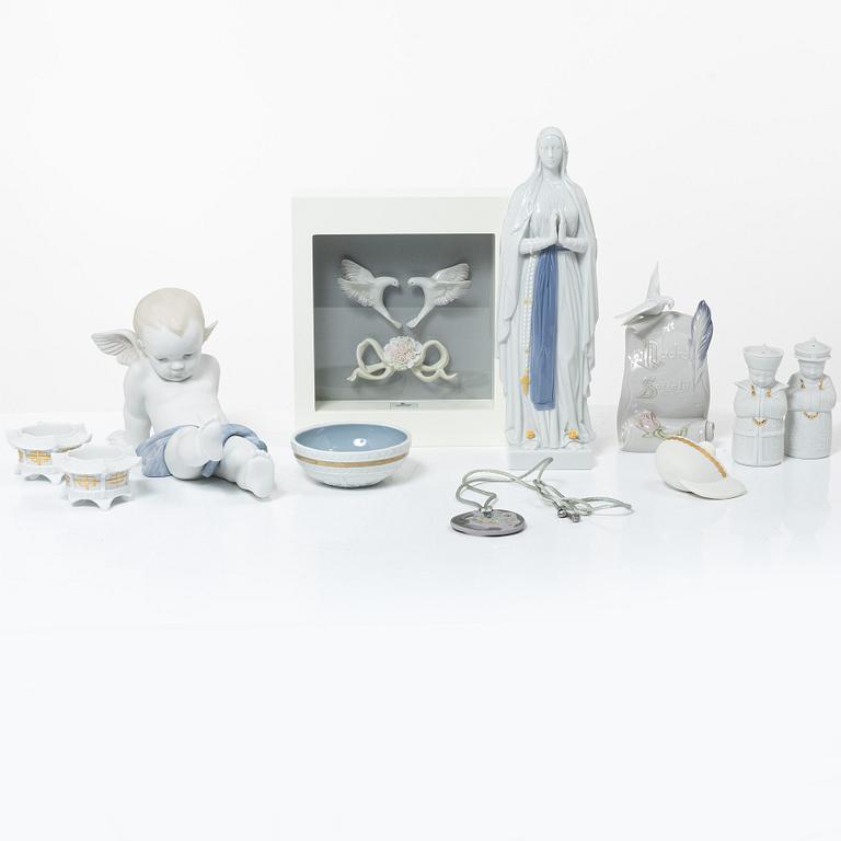 Lladró, a collection of figurines etc. Including "Romantic doves - wall art", "Sitting in heaven", "Our lady of Lourdes".