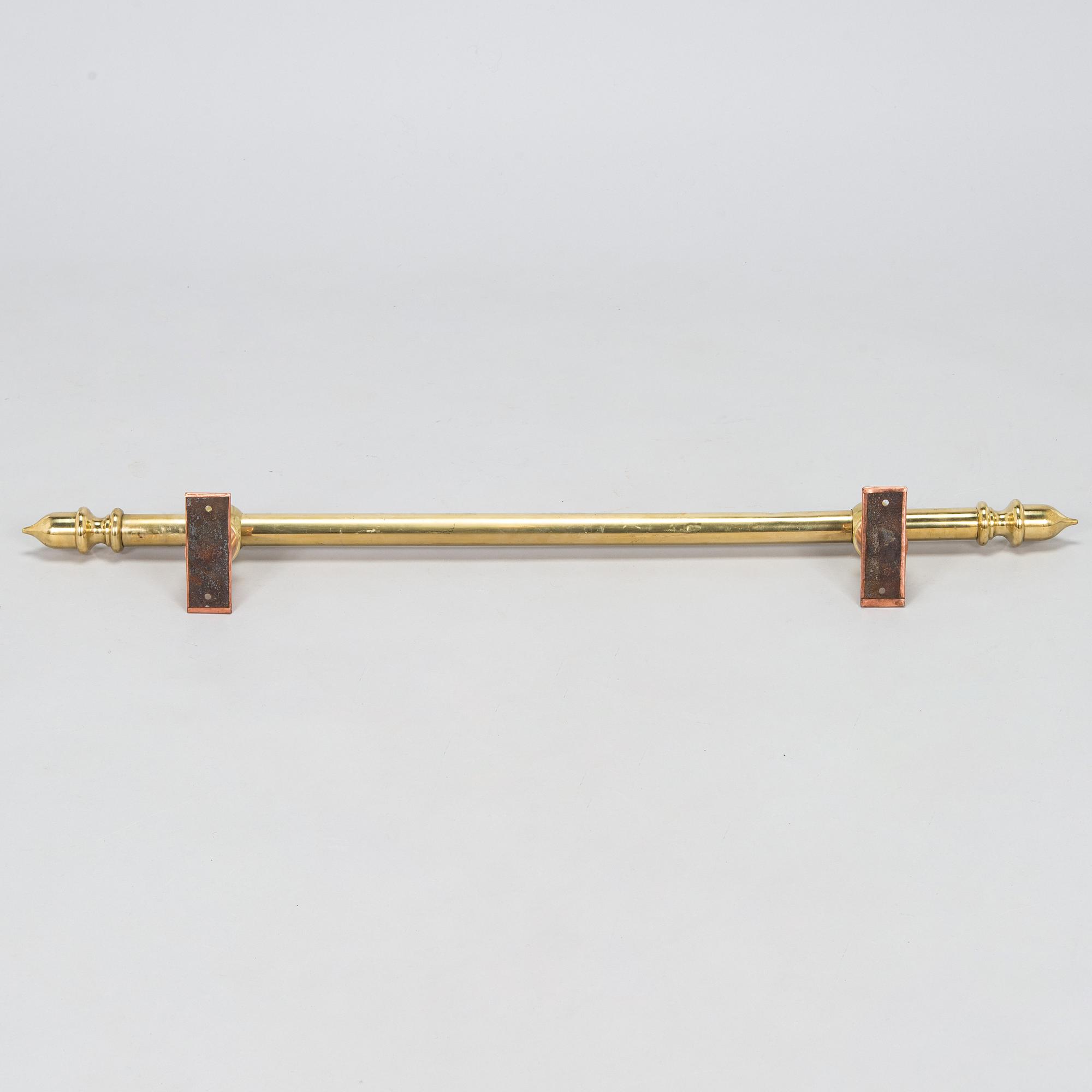 A late 20th century curtain rail / rod.