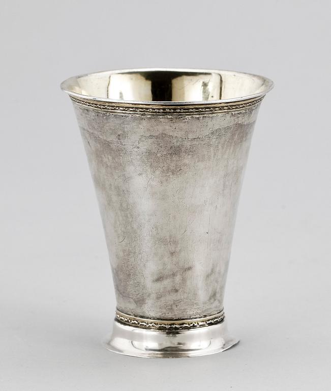 BÄGARE, silver, stämplad A. Carlborg, 1768. Vikt ca 60 gram.