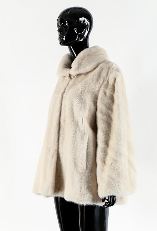JACKA, mink.