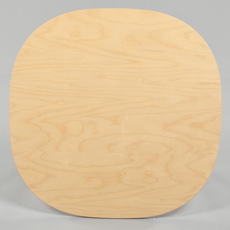 SOFFBORD, "Supercirkel", Bruno Mathsson och Piet Hein, 1900-talets fjärde kvartal.