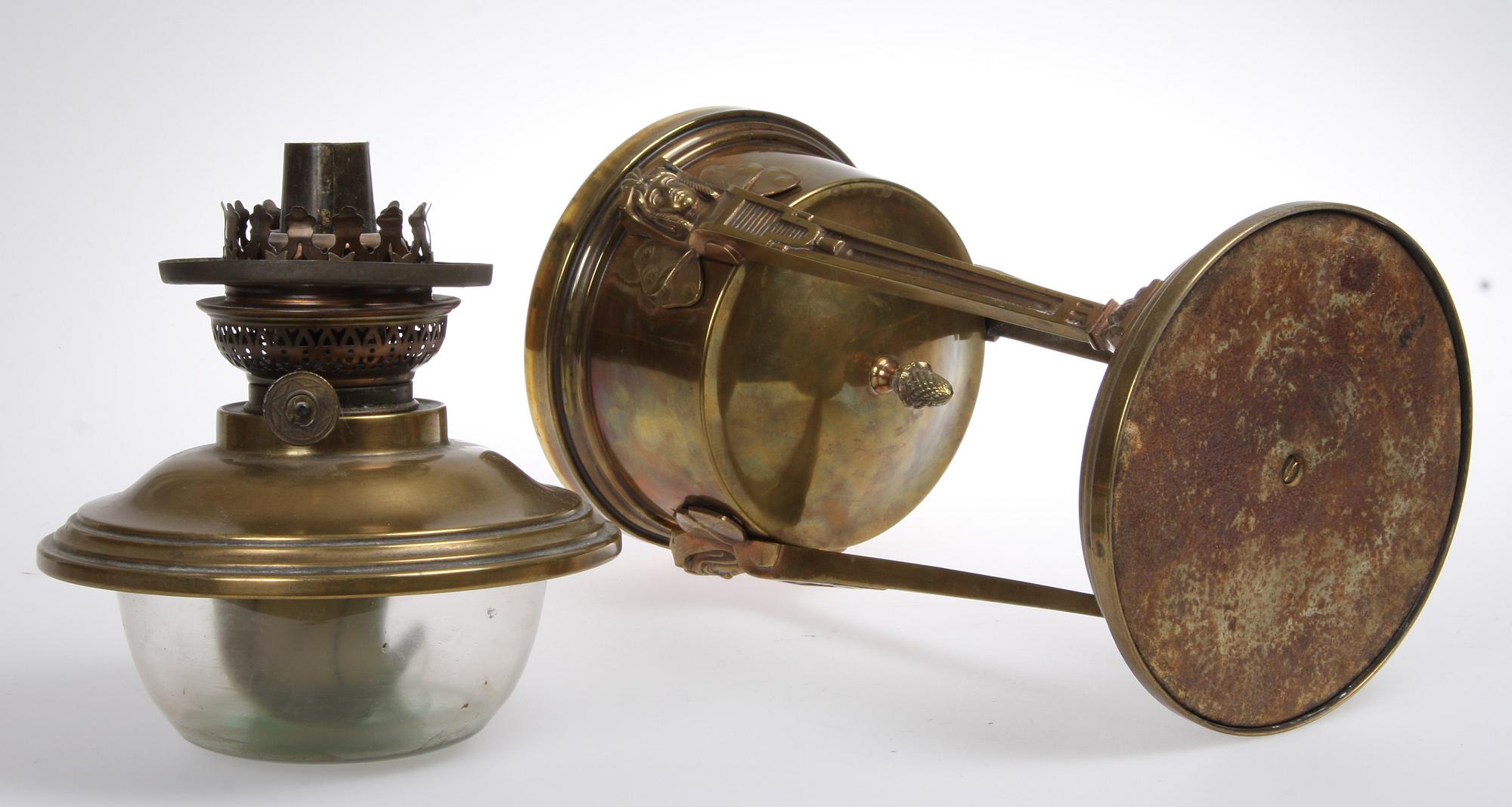 FOTOGENLAMPA, empirestil, 1900-talets första hälft.