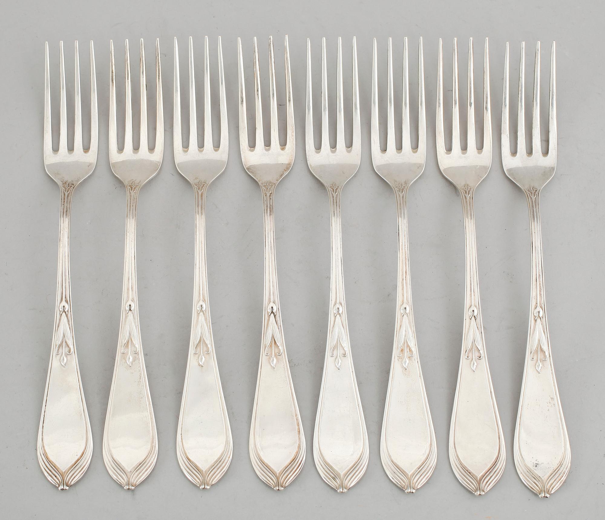 MATGAFFLAR, 8 st, silver, jugend, "Tulpan", Buchwald. Vikt ca 397 gram.